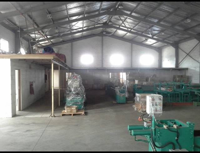 2,200M² WAREHOUSE TO LET IN EPPING INDUSTRIAL